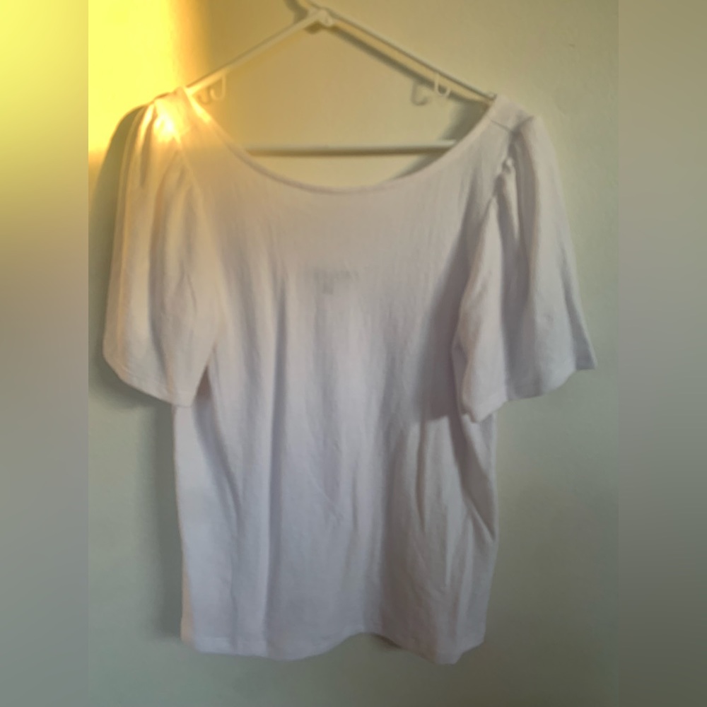 Banana Republic, white blouse, size M. Removed tag but did no use.